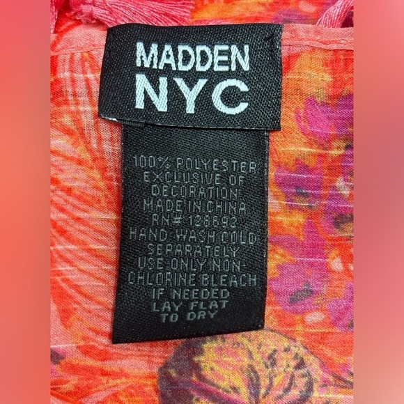 NWOT wrap and hat beach kit - Picture 6 of 7